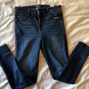Abercrombie and Fitch high waisted Jeggings. Sz 29